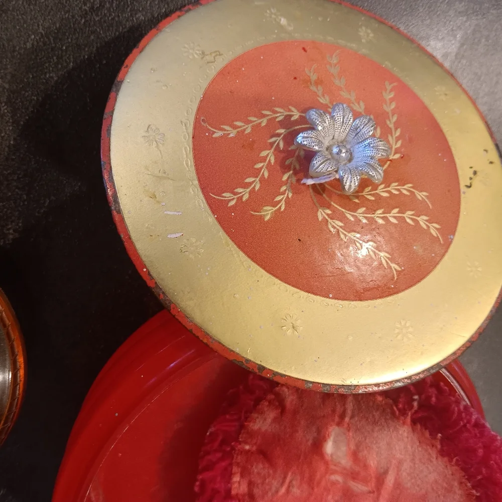 4 Vintage Powder jars. Collectible Avon vanity women's bathroom decor. Boho